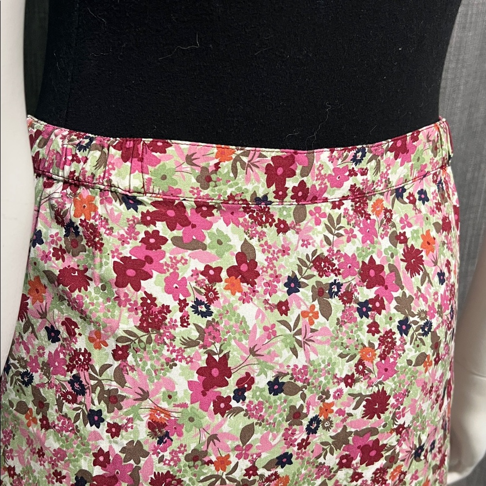 Christopher & Banks Button Down Floral Print Skirt Hemmed size 12 - Picture 6 of 7